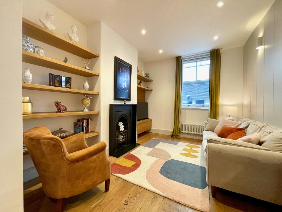 Stylish 2-Bedroom Townhouse Next To Brighton Station Екстериор снимка